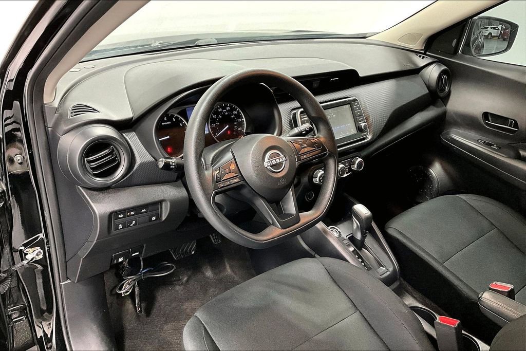 Used 2024 Nissan Kicks S image 16