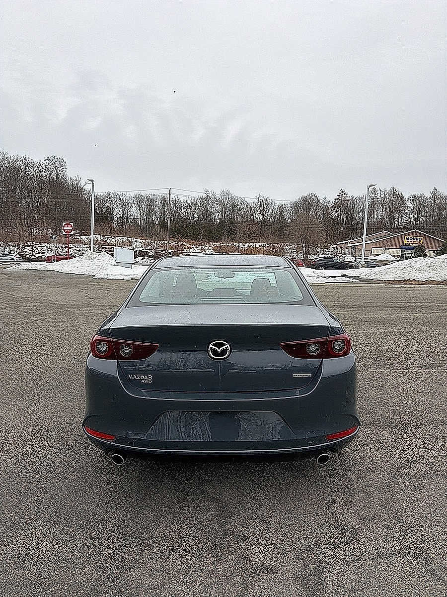 Used 2024 MAZDA MAZDA3 s image 8