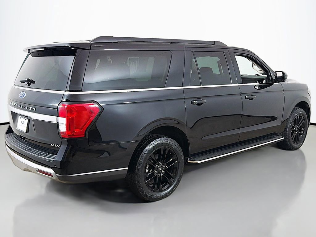 Used 2022 Ford Expedition Max XLT image 12