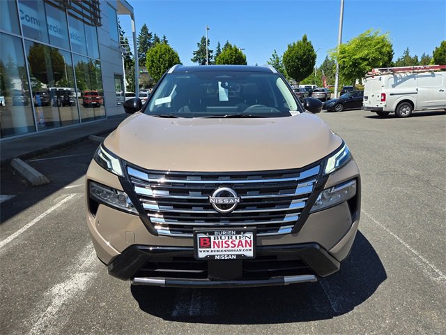 New 2025 Nissan Rogue Platinum w/ Tech Package image 2