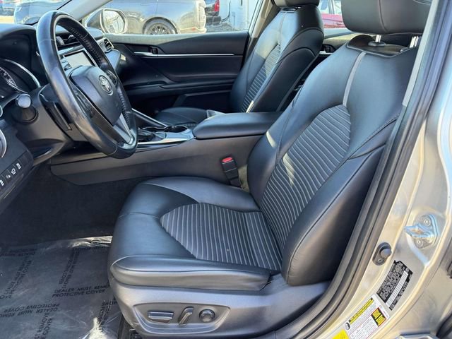Used 2020 Toyota Camry SE image 14