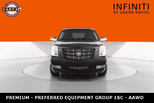 Used 2013 Cadillac Escalade Premium image 8