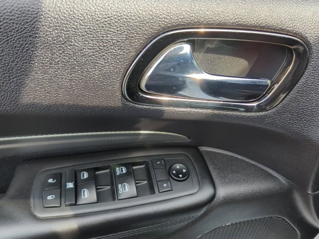 Used 2018 Dodge Durango GT w/ Blacktop Package AWD/4WD image 33