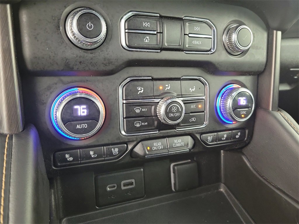 Used 2023 GMC Yukon AT4 w/ AT4 Premium Plus Package image 29