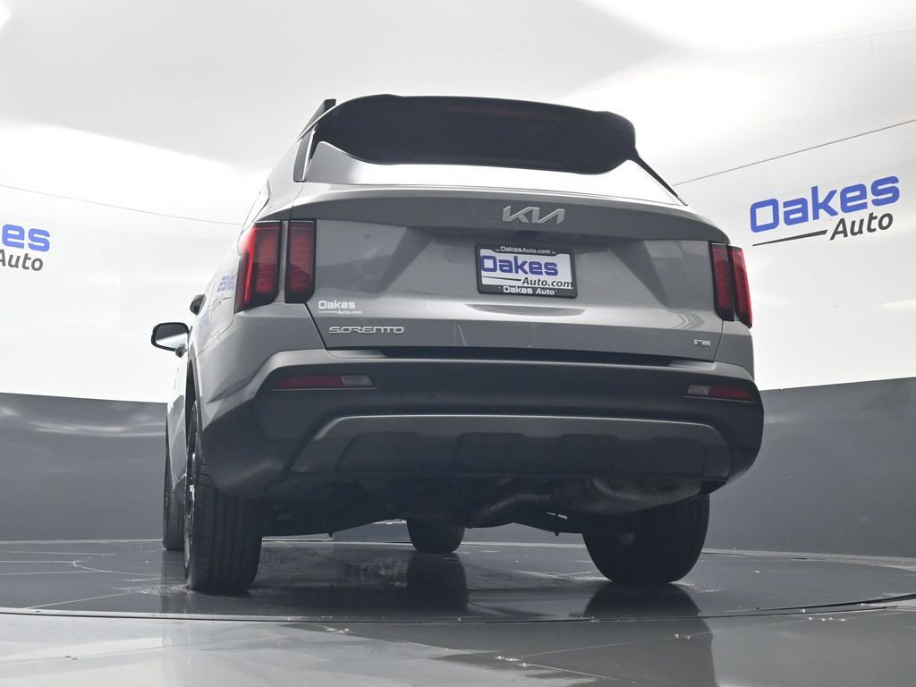 Certified 2023 Kia Sorento S AWD/4WD image 44