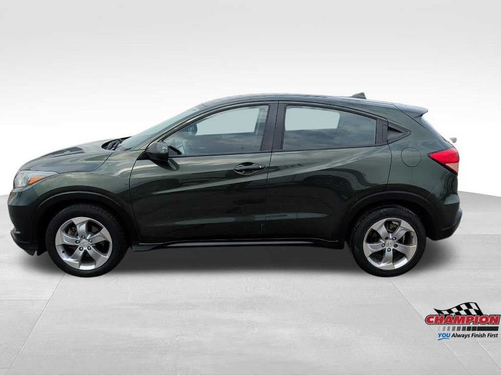 Used 2018 Honda HR-V LX image 2