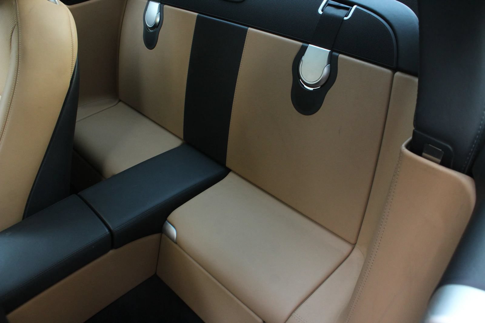 Used 2011 Mercedes-Benz SL 550 image 17