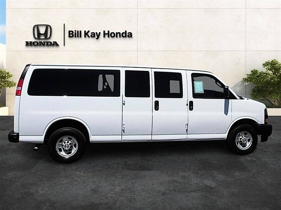 Used 2024 Chevrolet Express 3500 LS RWD image 10