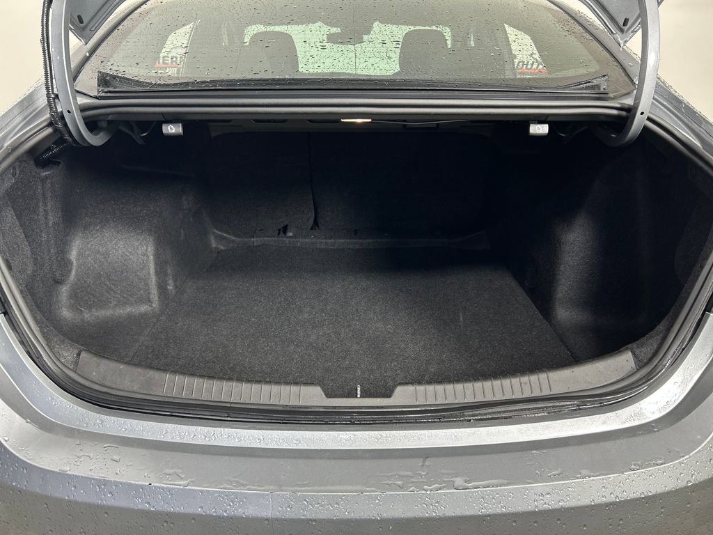 Used 2023 Chevrolet Malibu LT image 19