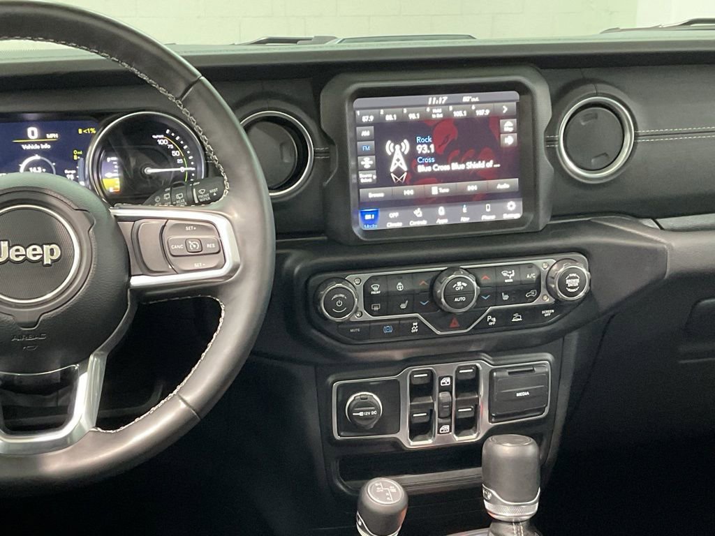 Used 2023 Jeep Wrangler Unlimited Sahara w/ Cold Weather Group image 13