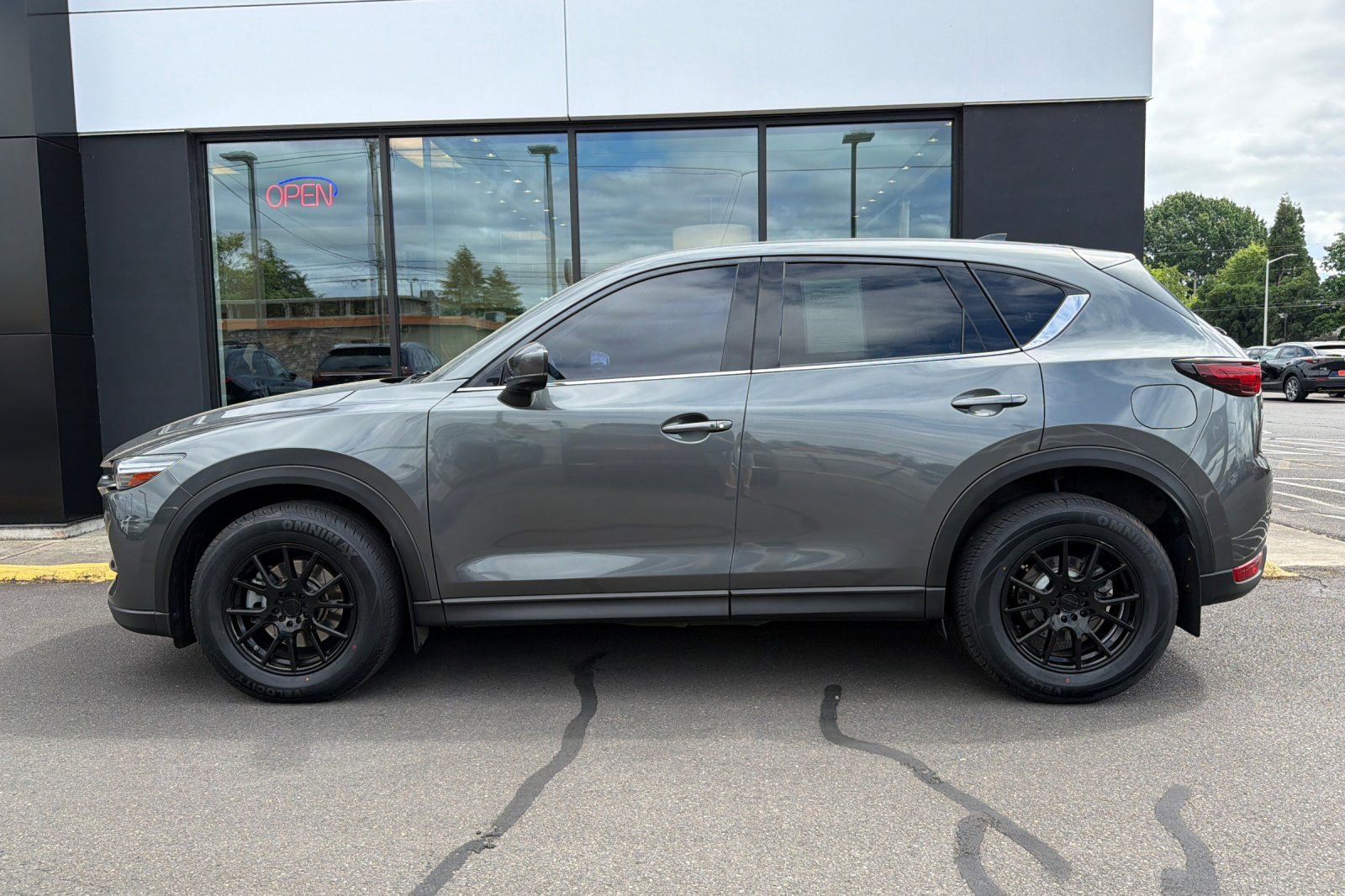 Used 2019 MAZDA CX-5 Signature AWD/4WD image 9