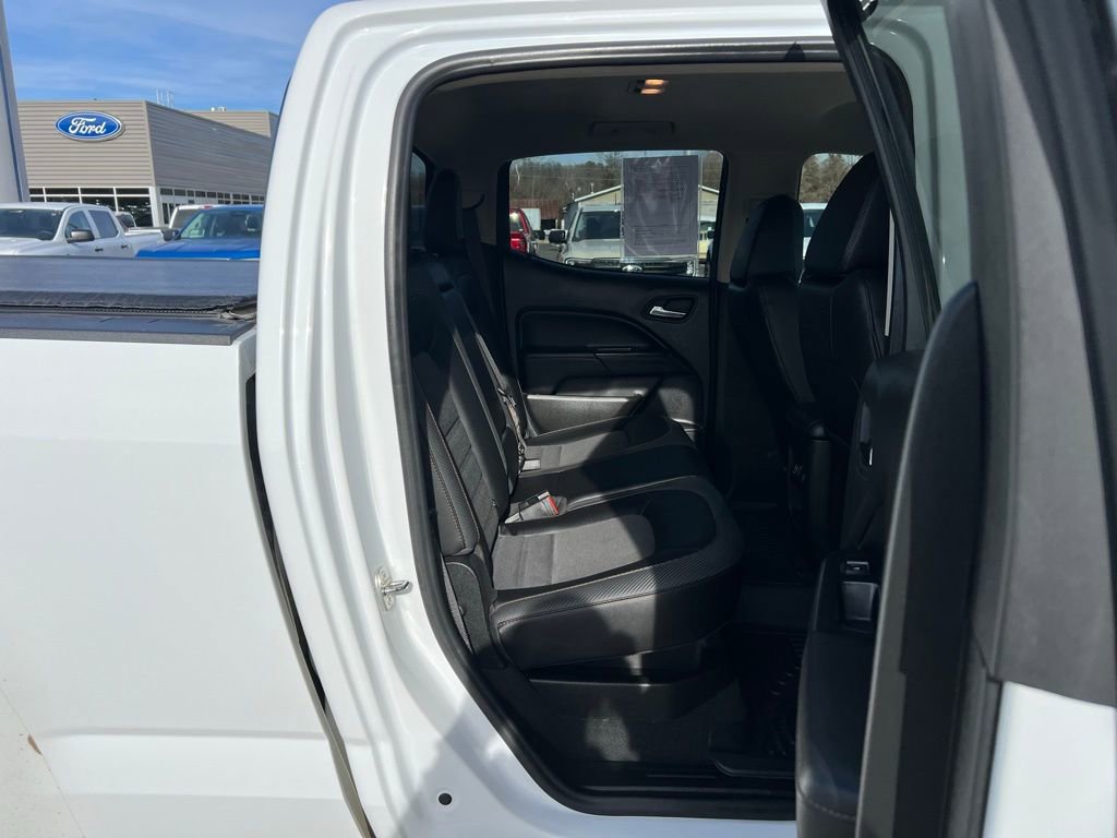Used 2022 GMC Canyon AT4 image 19
