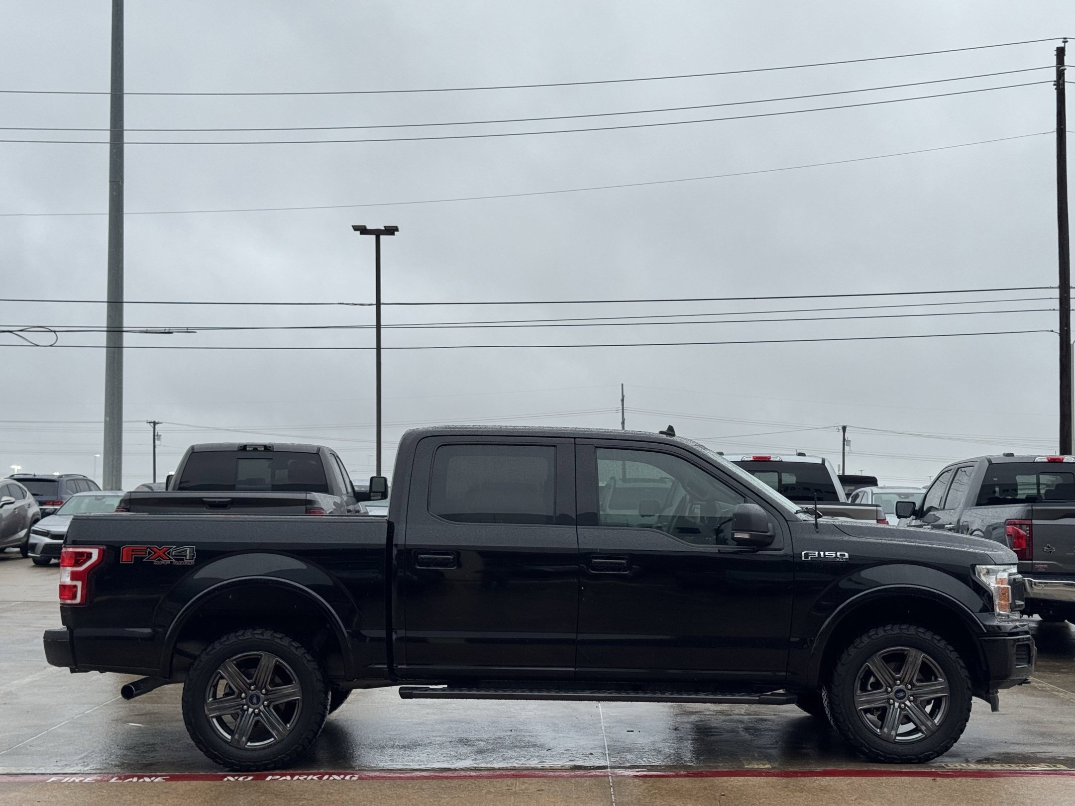 Used 2019 Ford F150 XLT w/ Equipment Group 302A Luxury AWD/4WD image 3