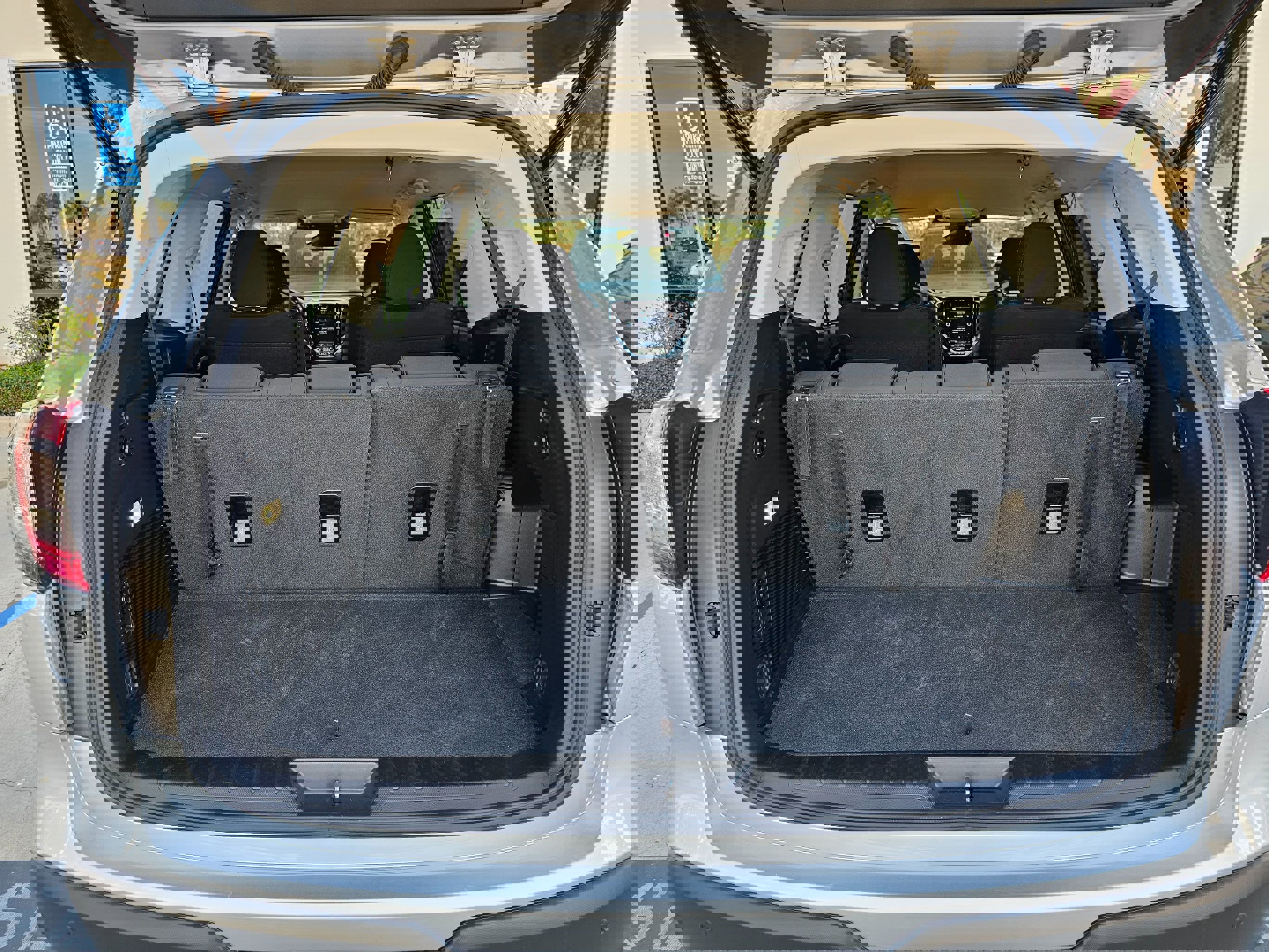 Used 2025 Subaru Ascent Premium image 23