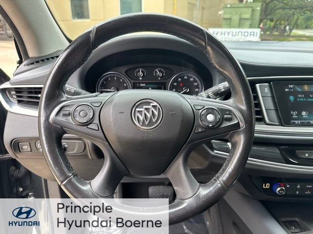 Used 2018 Buick Enclave Essence FWD image 8