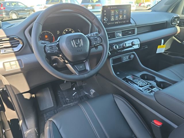 New 2025 Honda Pilot TrailSport image 16