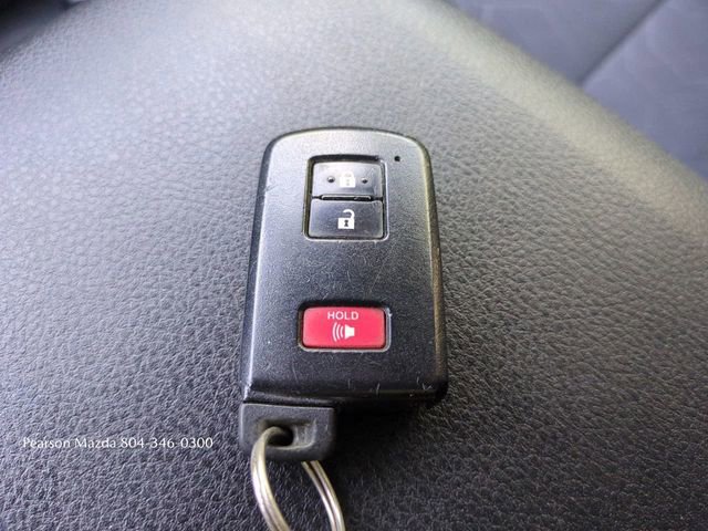 Used 2019 Toyota Tacoma TRD Sport AWD/4WD image 29