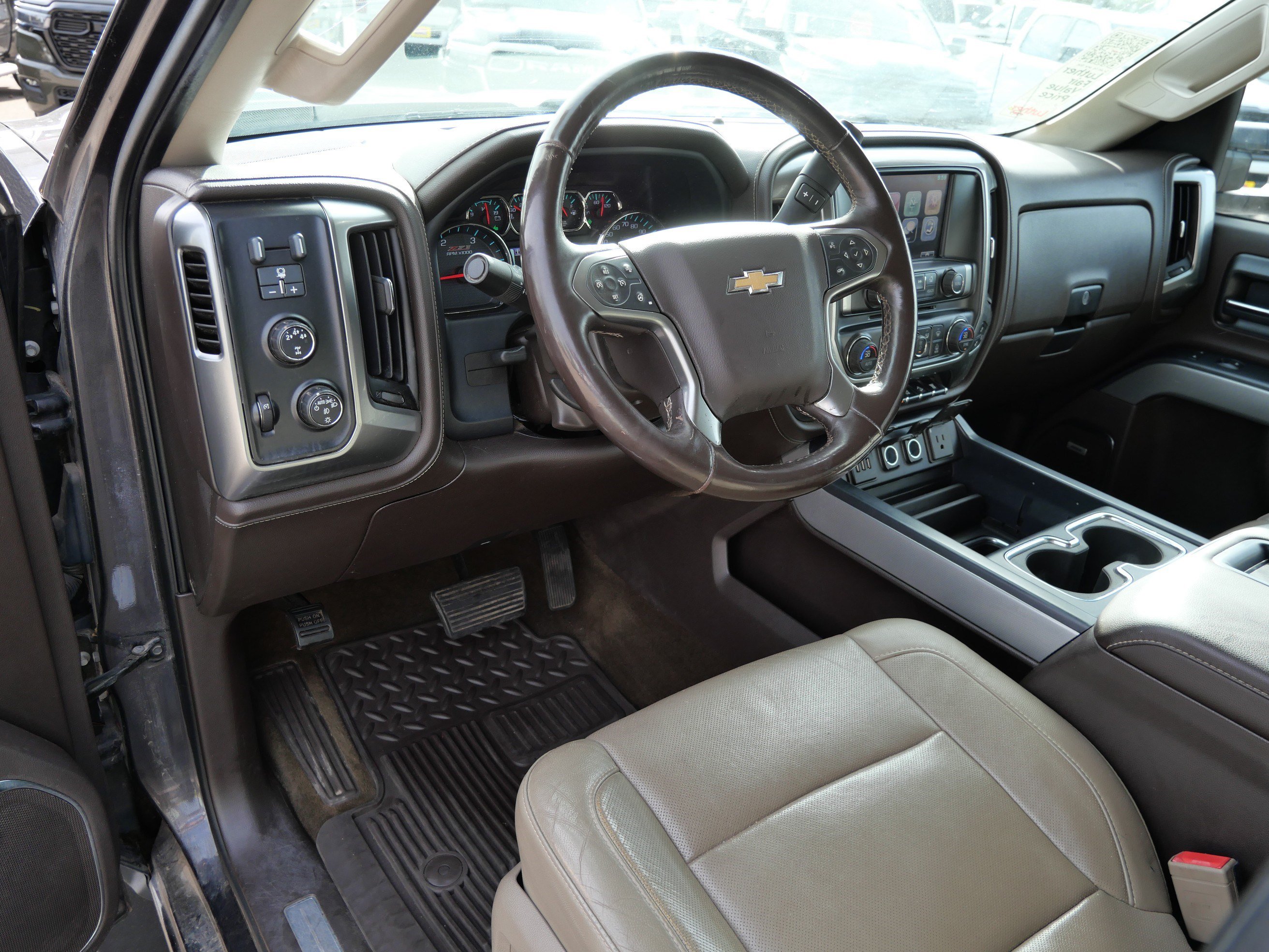 Used 2015 Chevrolet Silverado 3500 LTZ w/ Duramax Plus Package AWD/4WD image 22