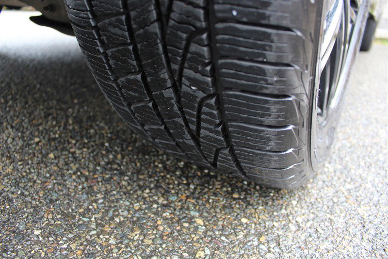 Used 2022 Volkswagen Tiguan SE R-Line image 30