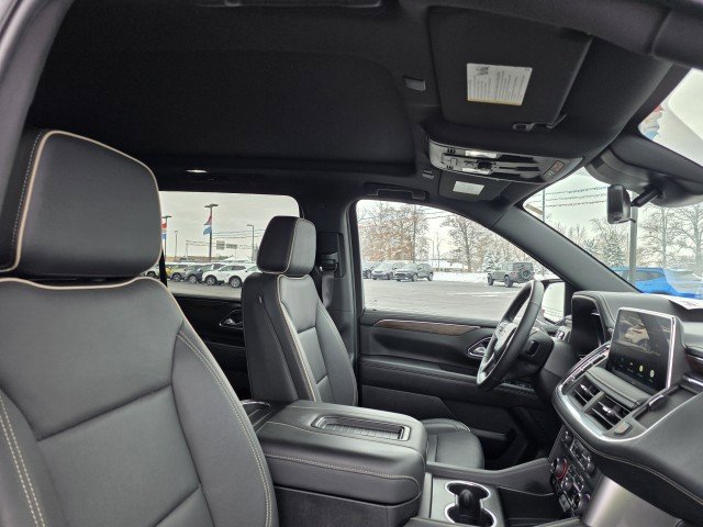 Used 2024 Chevrolet Suburban Premier w/ Premium Package AWD/4WD image 22