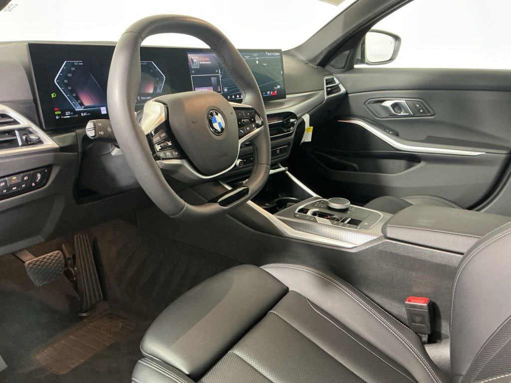 Certified 2025 BMW 330i Sedan w/ M Sport Package RWD image 21
