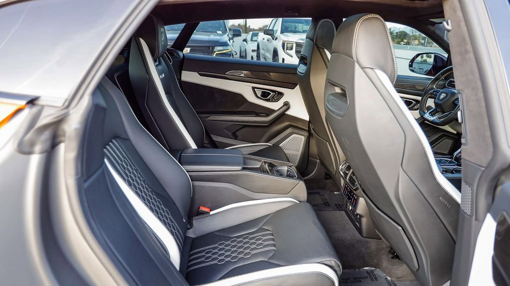 Used 2023 Lamborghini Urus S image 20