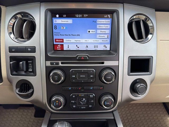 Used 2017 Ford Expedition XLT w/ Equipment Group 202A RWD image 28