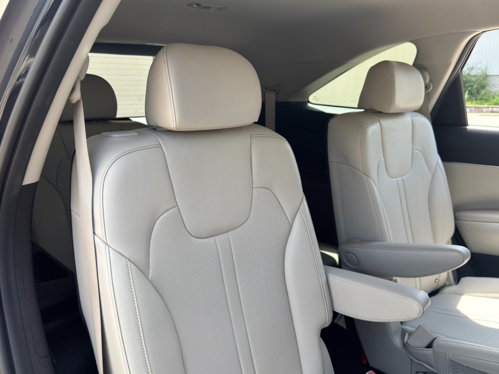 Used 2021 Kia Sorento S FWD image 38