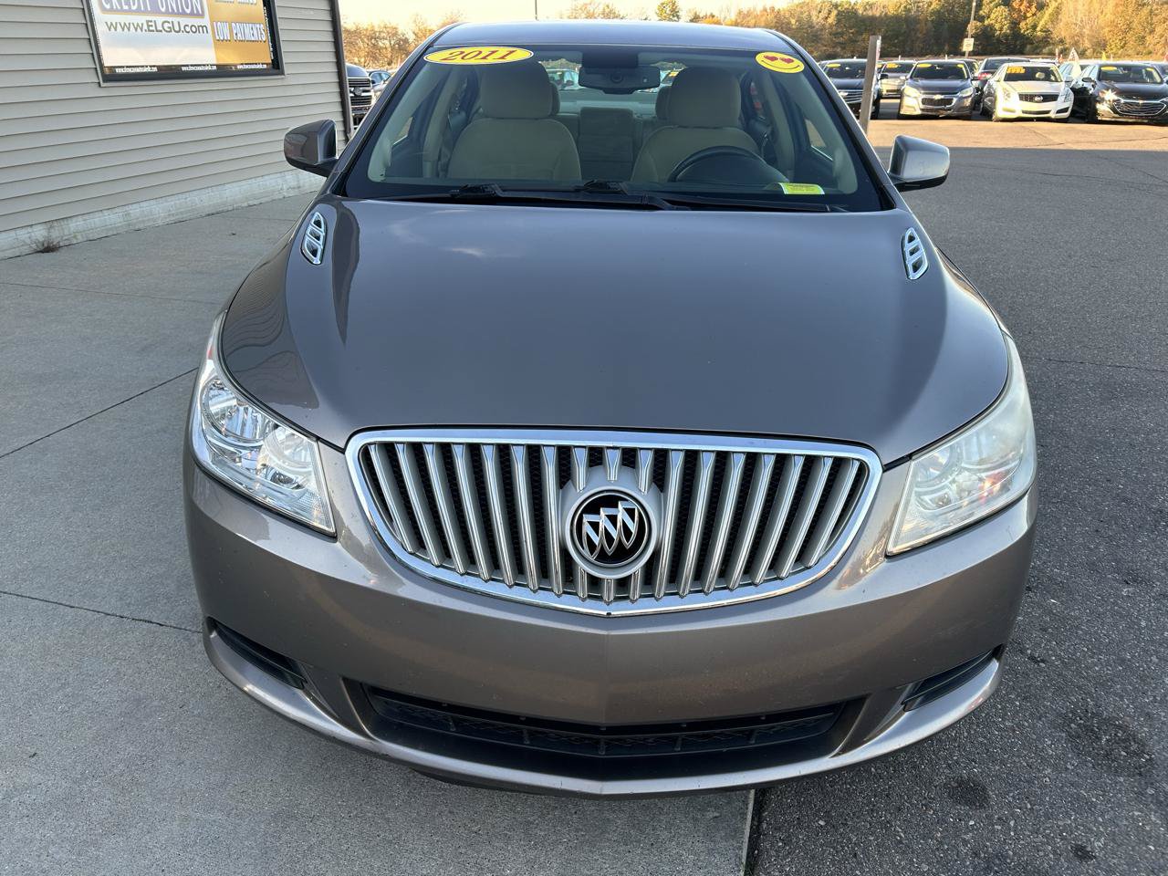 Used 2011 Buick LaCrosse CX FWD image 2