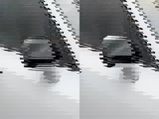 New 2026 Cadillac Vistiq Sport w/ LPO, Floor Liner Package AWD/4WD image 11