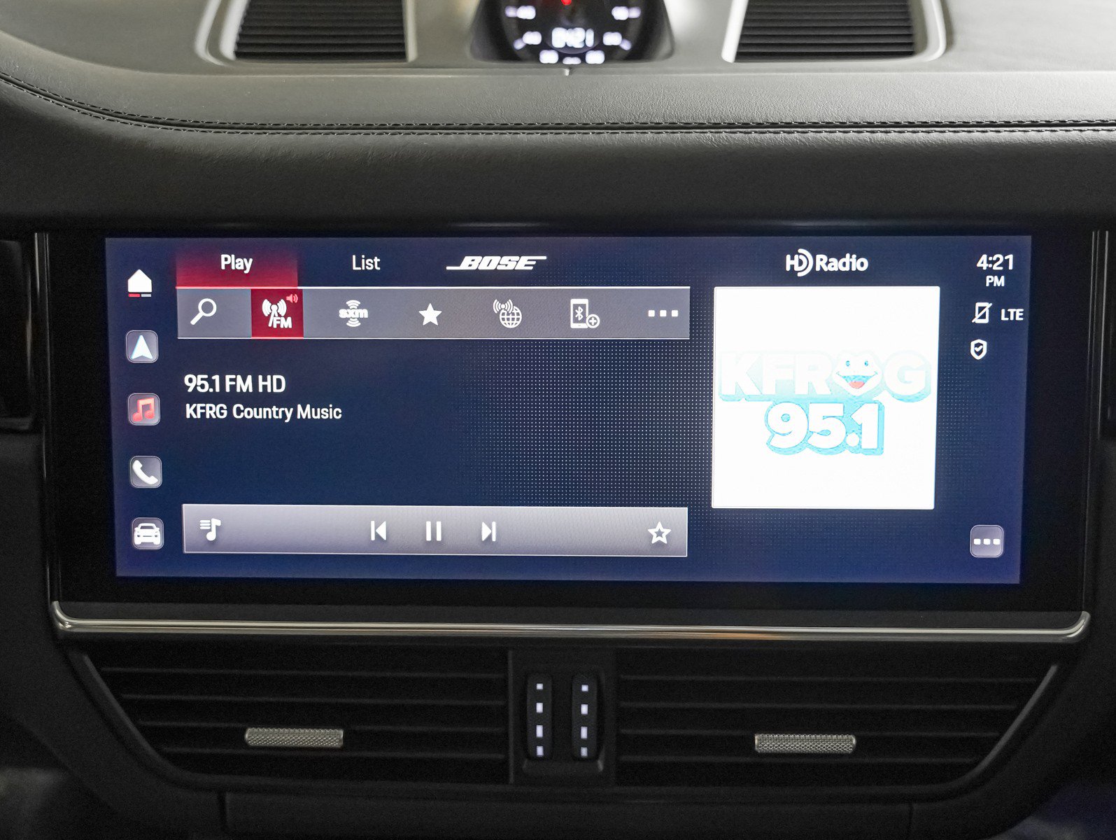 Certified 2022 Porsche Cayenne Coupe image 22