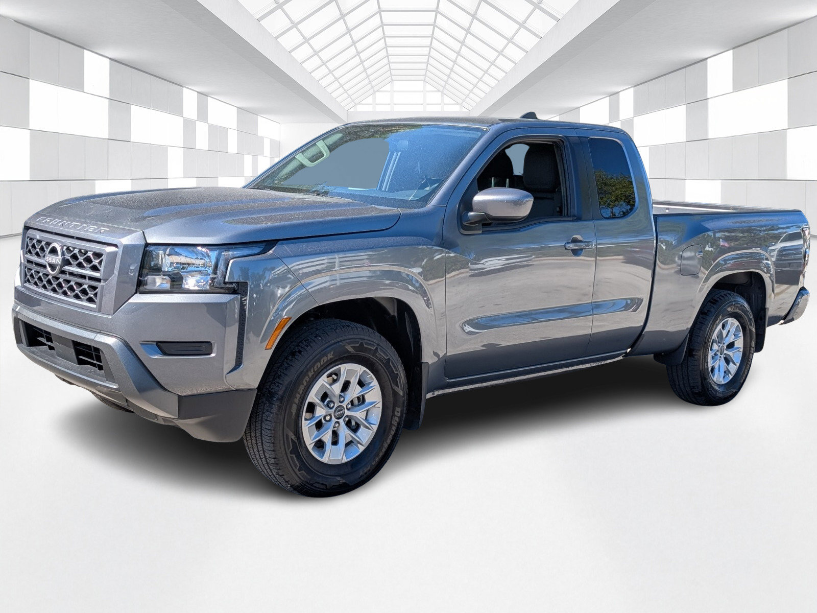 Certified 2024 Nissan Frontier SV w/ Technology Package image 3