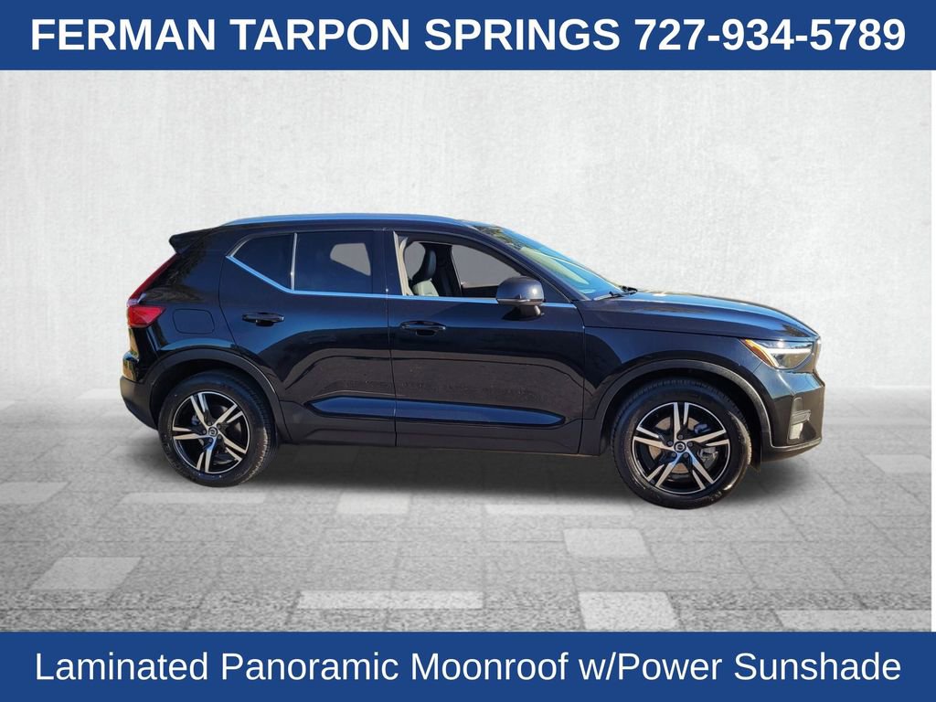 Certified 2025 Volvo XC40 B5 Core image 12