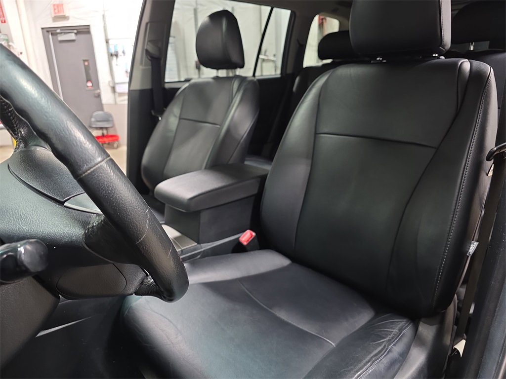 Used 2012 Toyota Highlander SE image 16