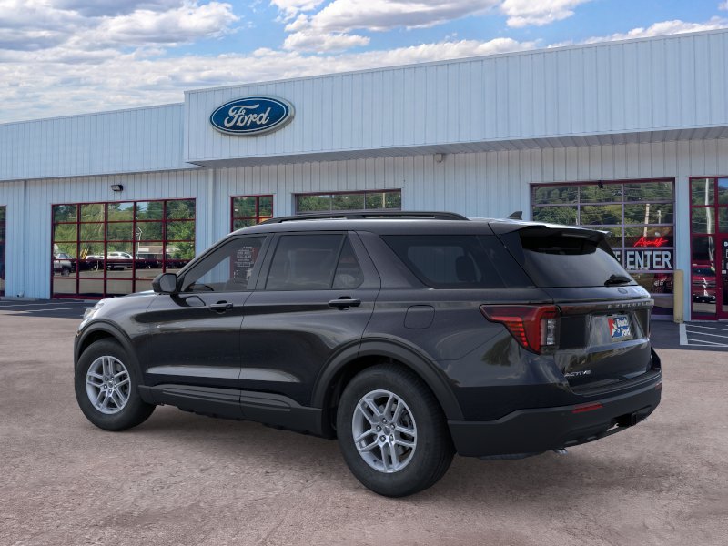 Used 2026 Ford Explorer Active AWD/4WD image 4