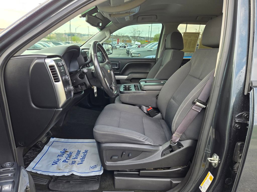 Used 2017 Chevrolet Silverado 1500 LT w/ All Star Edition image 15