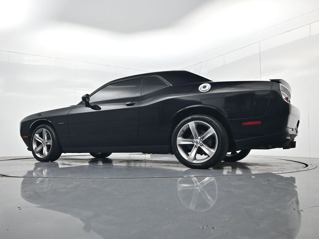 Used 2016 Dodge Challenger R/T RWD image 42