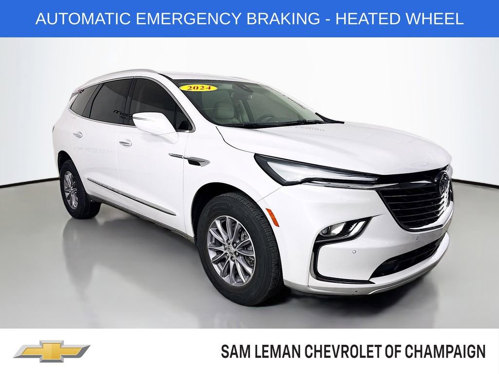 Used 2024 Buick Enclave Essence FWD image 1