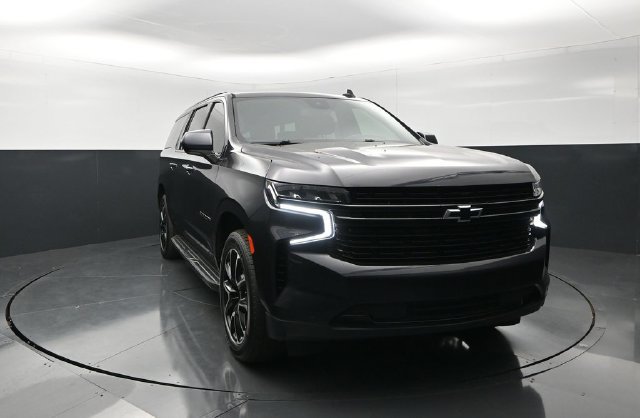 Used 2023 Chevrolet Suburban RST RWD image 5
