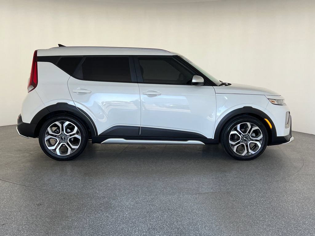 Used 2020 Kia Soul X-Line FWD image 2