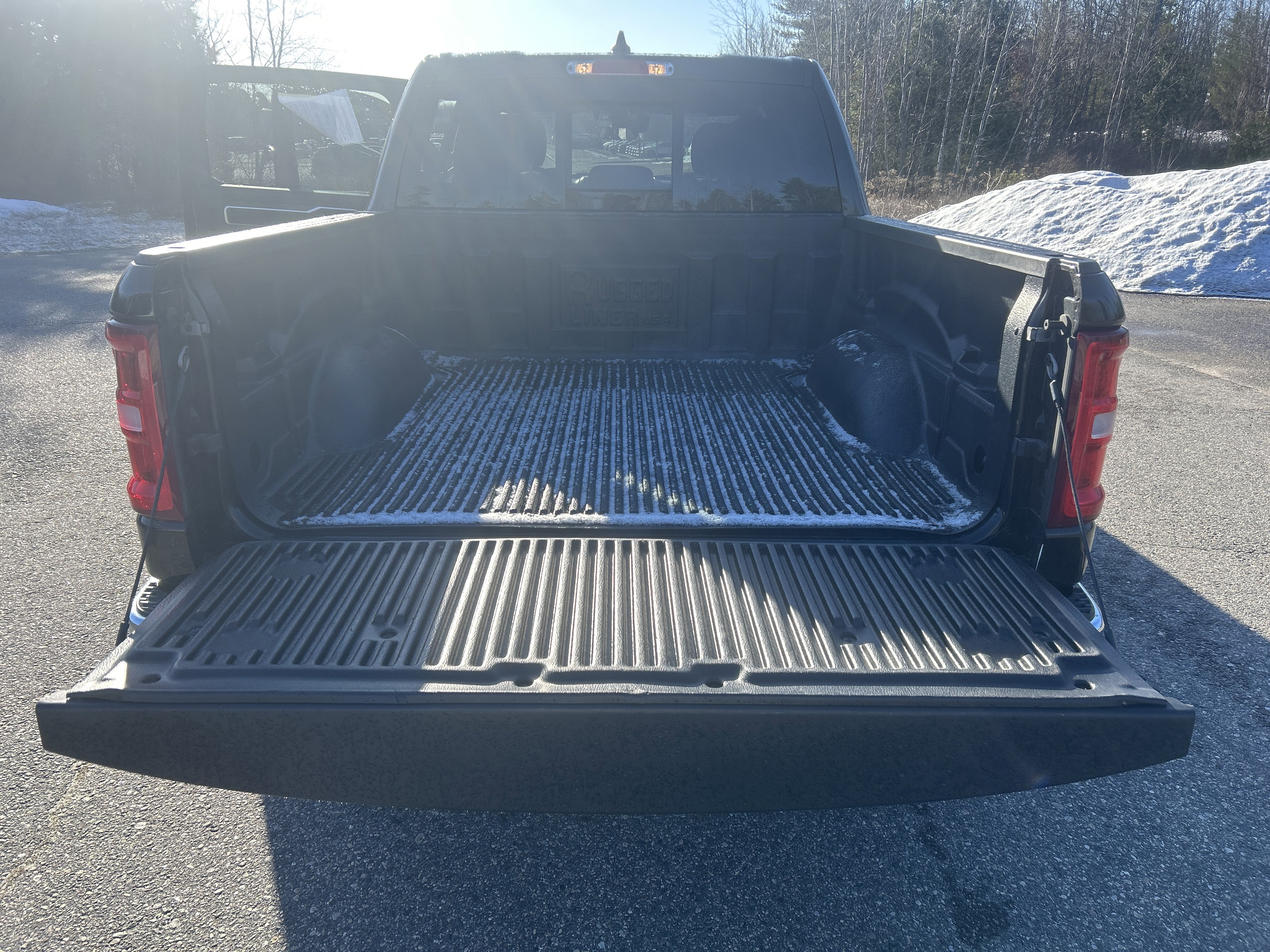 Used 2025 RAM 1500 Big Horn AWD/4WD image 17