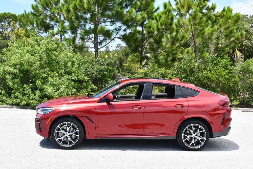 Used 2022 BMW X6 xDrive40i w/ Executive Package AWD/4WD image 26