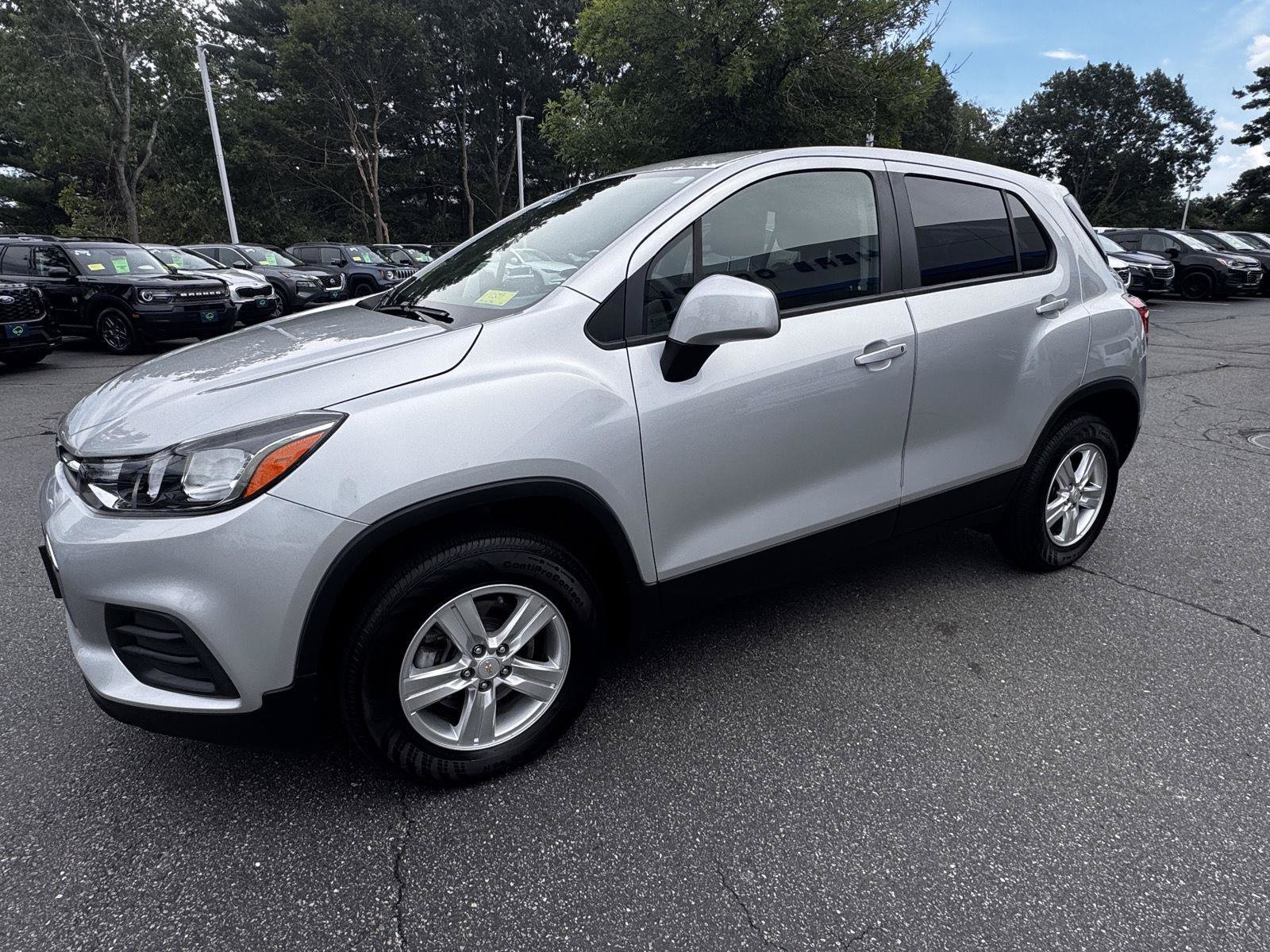 Certified 2022 Chevrolet Trax LS w/ Tint and Cruise Package AWD/4WD image 3