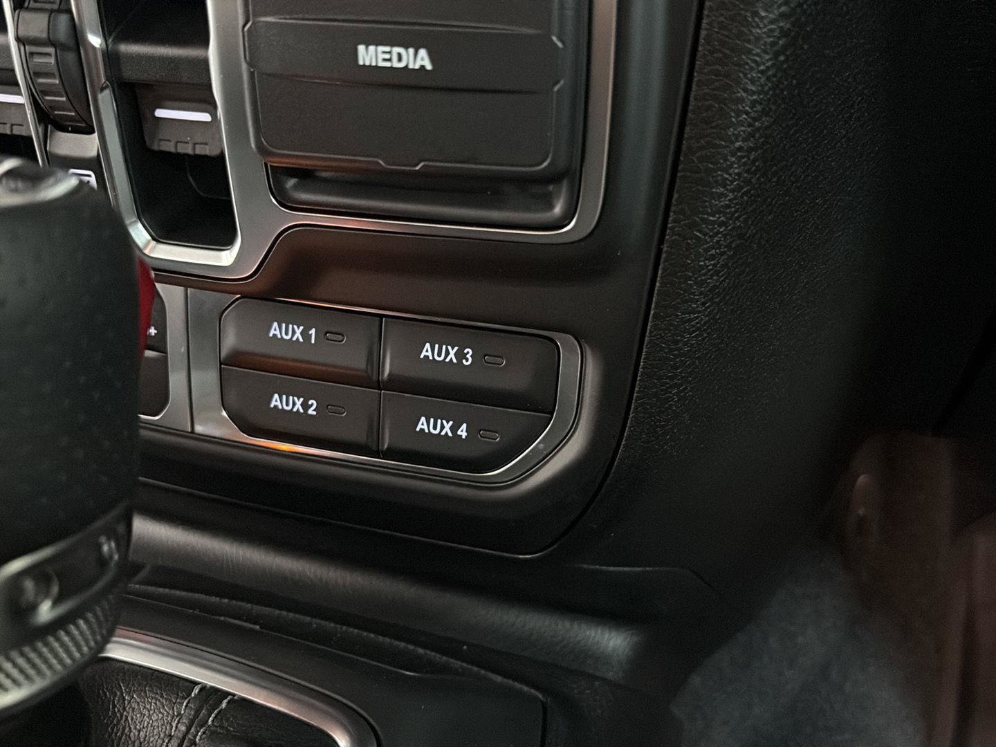 New 2026 Jeep Gladiator Mojave AWD/4WD image 17