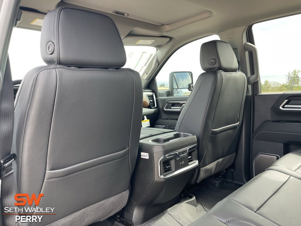 New 2025 GMC Sierra 2500 Denali w/ Denali Reserve Package image 22