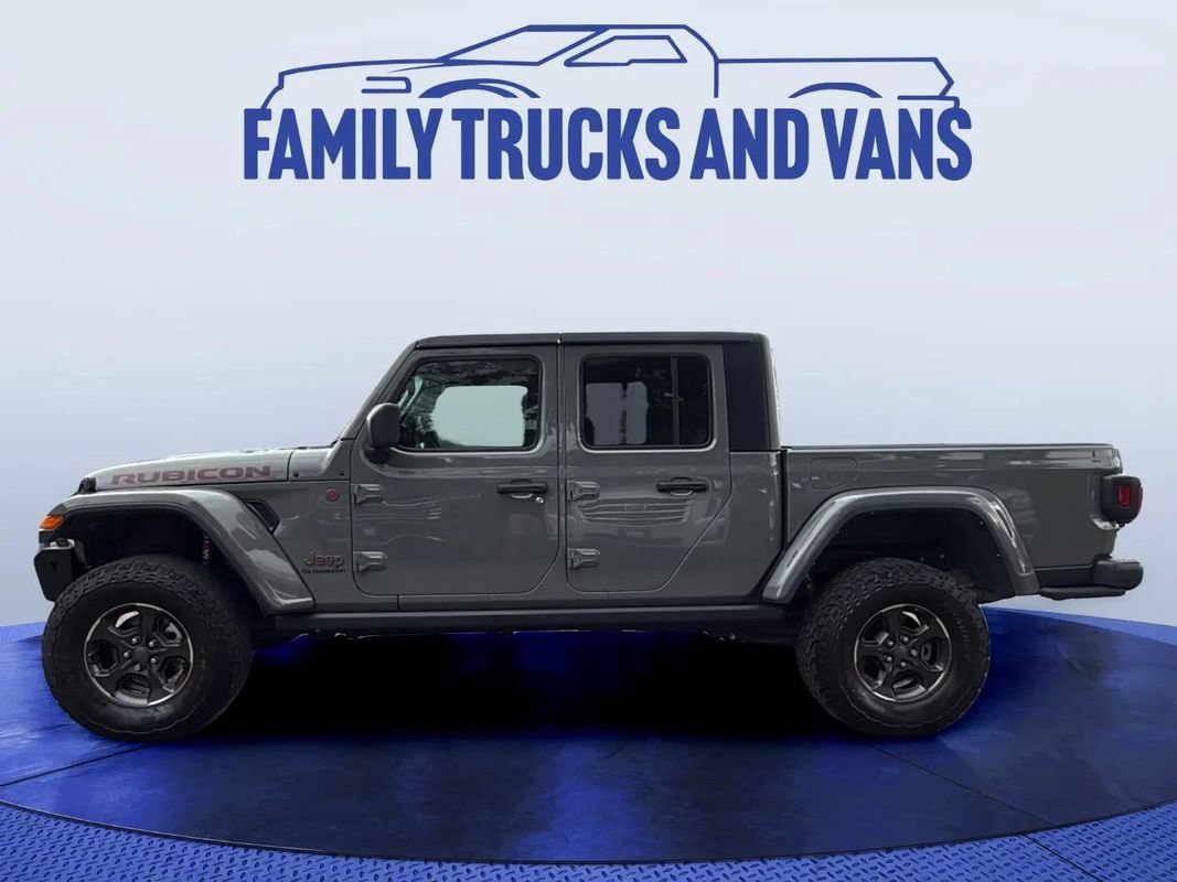 Used 2022 Jeep Gladiator Rubicon w/ Cold Weather Group AWD/4WD image 2