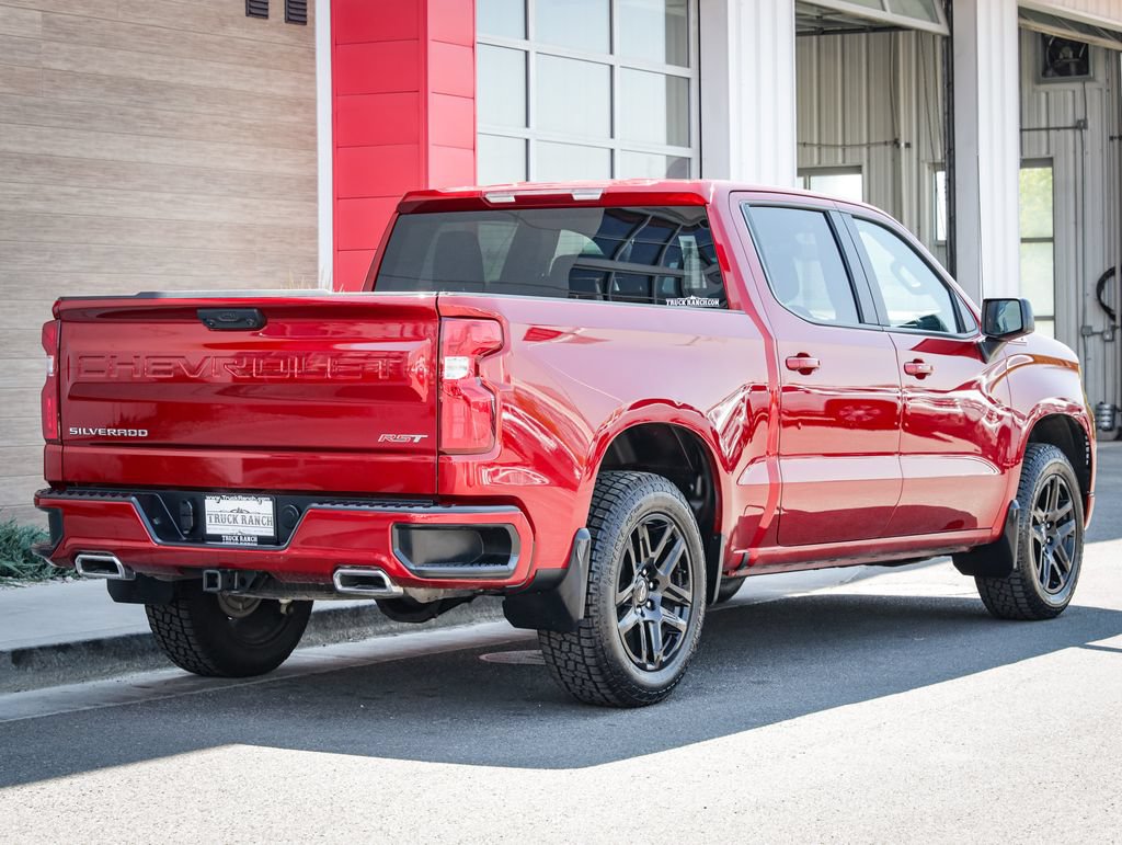 Used 2023 Chevrolet Silverado 1500 RST w/ Z71 Off-Road Package AWD/4WD image 3