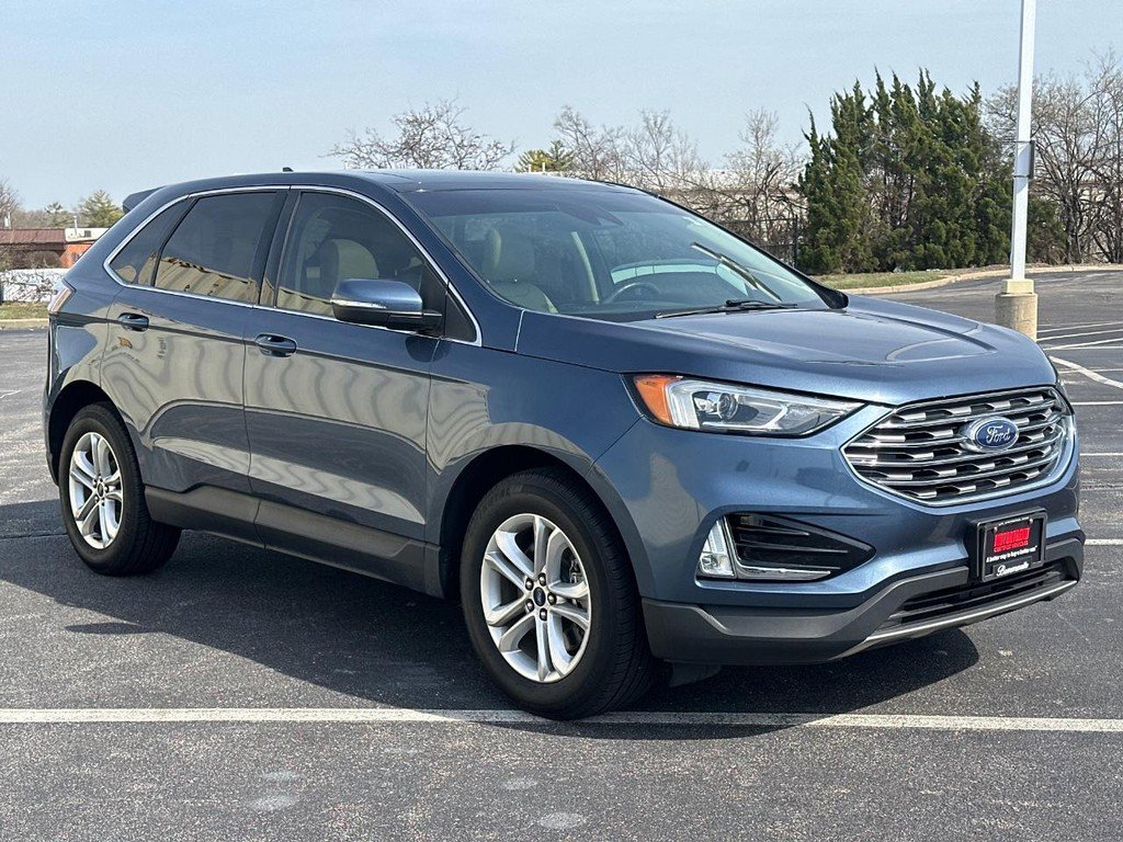 Used 2019 Ford Edge SEL w/ Equipment Group 201A image 3