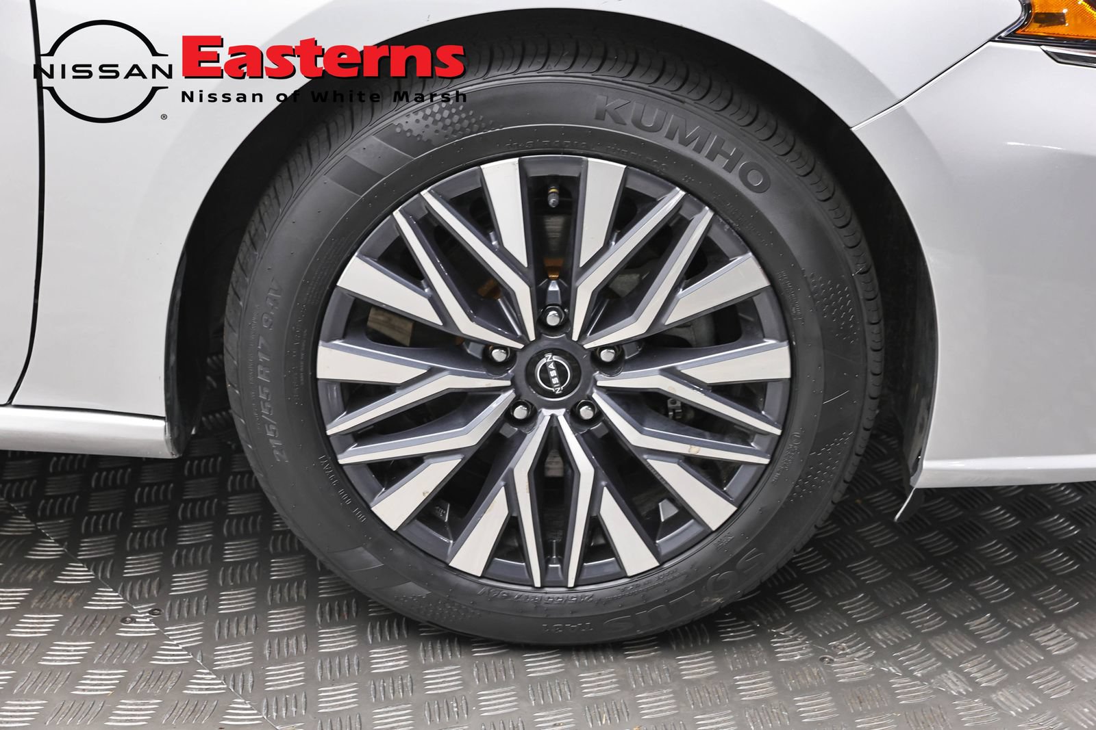 Used 2023 Nissan Altima 2.5 SV FWD image 30
