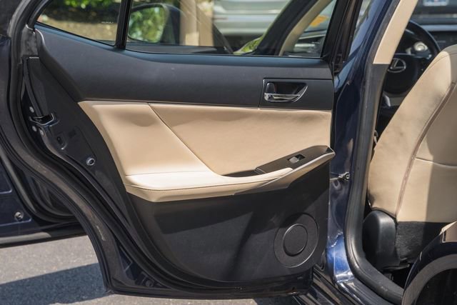 Used 2014 Lexus IS 250 RWD image 36